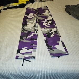 JR GI BY ROTHCO EUC BOYS  SIZE 12 PURPLE CAMMO PANTS